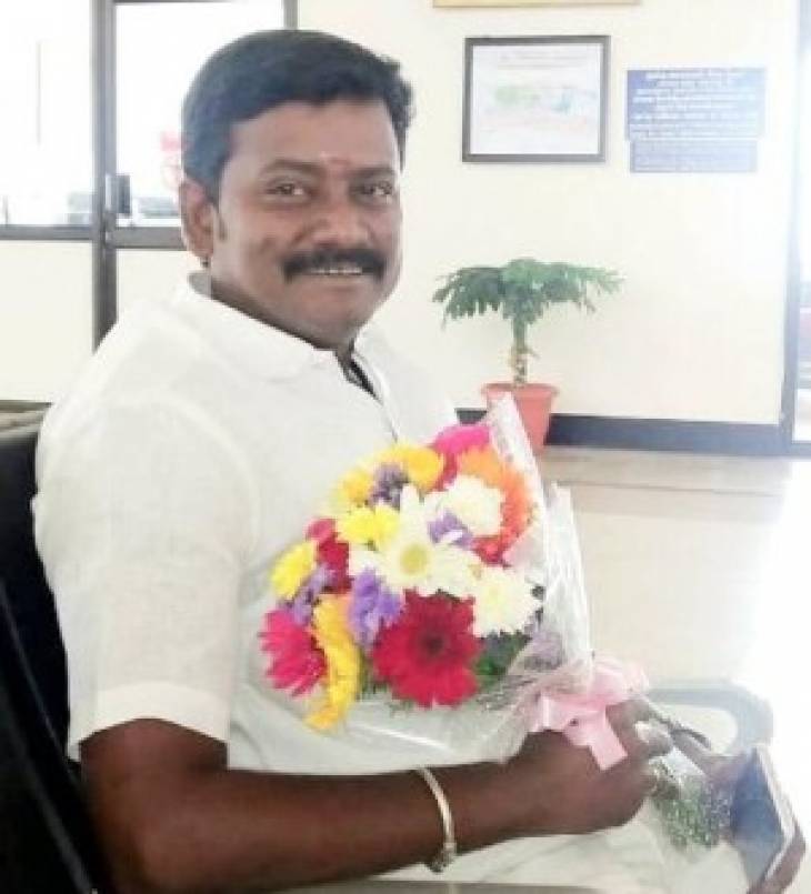 அரசியல் வானில் ஒளிரும் நட்சத்திரம் - விருதுநகர்- திரு.R.கிருஷ்ணகுமார்.