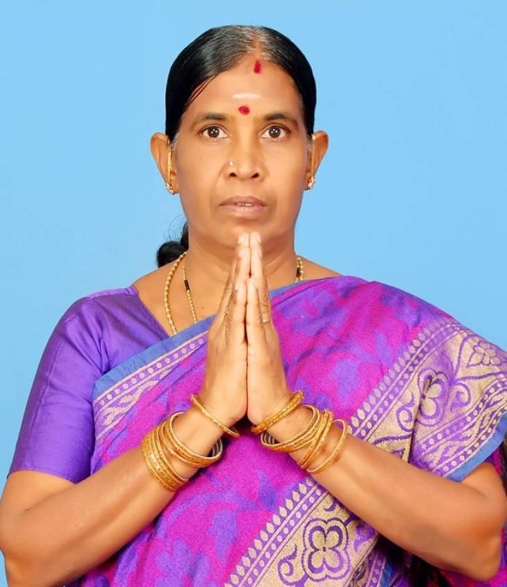 ஊராட்சி மன்றத் தலைவர் - க.மயிலாடும்பாறை - திருமதி.B.இராஜாத்தி பால்ச்சாமி