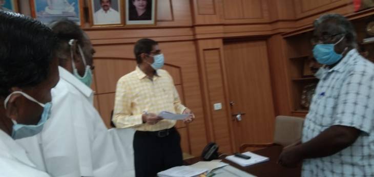 ஓ.பி.சி.இடஒதுக்கீடு விவகாரம் - நாமக்கல் மாவட்ட ஆட்சியரிடம் தொட்டிய நாயக்கர் அமைப்புகள் மனு.