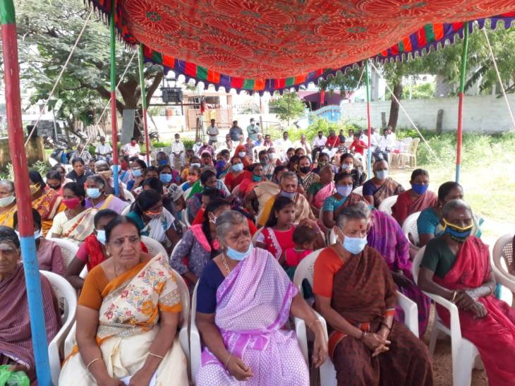 மக்கள் நலப்பணியில் மகாலிங்கம்! - ஒரேநாளில் 40 கம்பளத்தாருக்கு நலத்திட்ட உதவி!