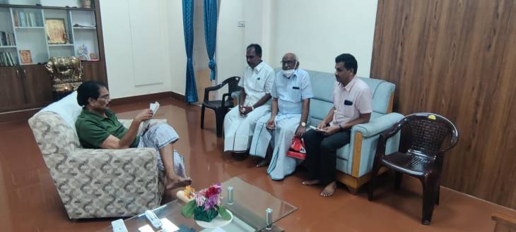 அரசியலில் கம்பளத்தாரின் எதிர்காலம் எப்படி? அரை மணி நேரம் பாடம் எடுத்த அமைச்சர்!