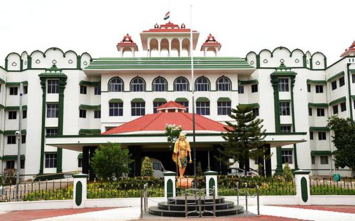 முதுகலை பட்டதாரி ஆசிரியர் நியமன முறைகேடு! உயர்நீதிமன்றம் சவுக்கடி! 
