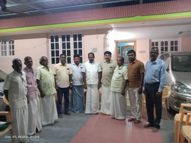 உறங்காமல் உழைக்கும் நிர்வாகிகள்! உற்சாகமாக வரவேற்கும் உறவுகள்!
