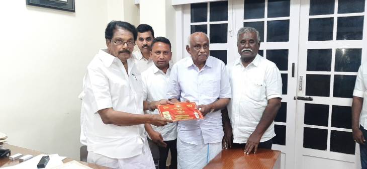 முப்பெரும்விழா தலைமை விருந்தினருக்கு நேரில் அழைப்பு!
