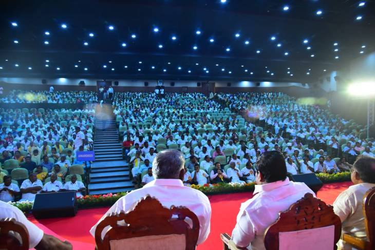 கம்பளத்தார் நடத்திய விழாவா? கார்ப்ரேட் நிறுவனம் நடத்திய விழாவா? வியக்கும் அதிகாரிகள் பாராட்டு.