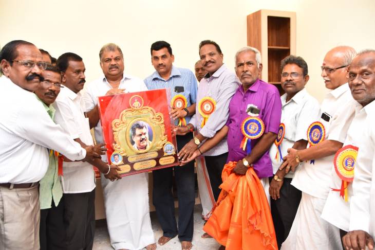 கம்பளத்தார் இல்லம் வருகை தந்த தலைவர் ஜி.கே.வாசன் எம்.பிக்கு உற்சாக வரவேற்பு!