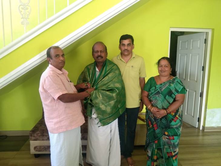 ஐந்து கம்ப்யூட்டர் இலவசம் - வள்ளளுக்கு நேரில் நன்றி