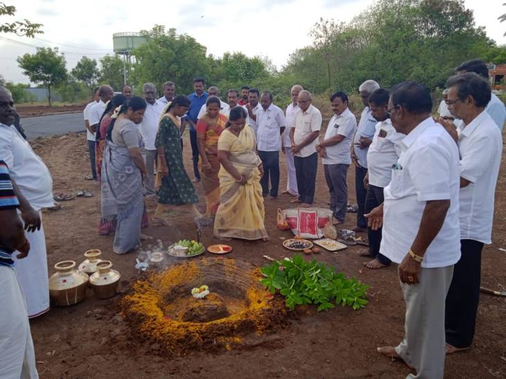 நாமக்கல்லில் 6000 சதுரடியில் கட்டிடம் - பூமி பூஜையுடன் தொடக்கம்.