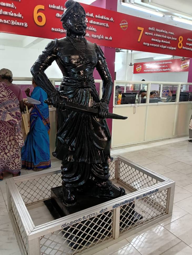 திருநெல்வேலி ஆட்சியர் வளாகத்தை மீண்டும் அலங்கரிக்கும் மாவீரன் கட்டபொம்மனாரின் சிலை! 