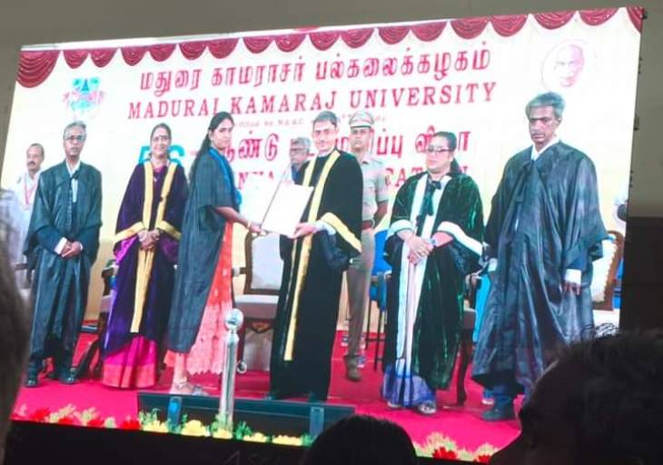 பல்கலைக் கழக அளவில் தங்கப்பதக்கம் வென்ற தாரகை-க்கு வாழ்த்துகள்!