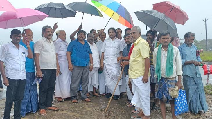 நெடுஞ்சாலையில் கட்டபொம்மன் சிலை!  நேரில் களமிறங்கிய அமைச்சர்!