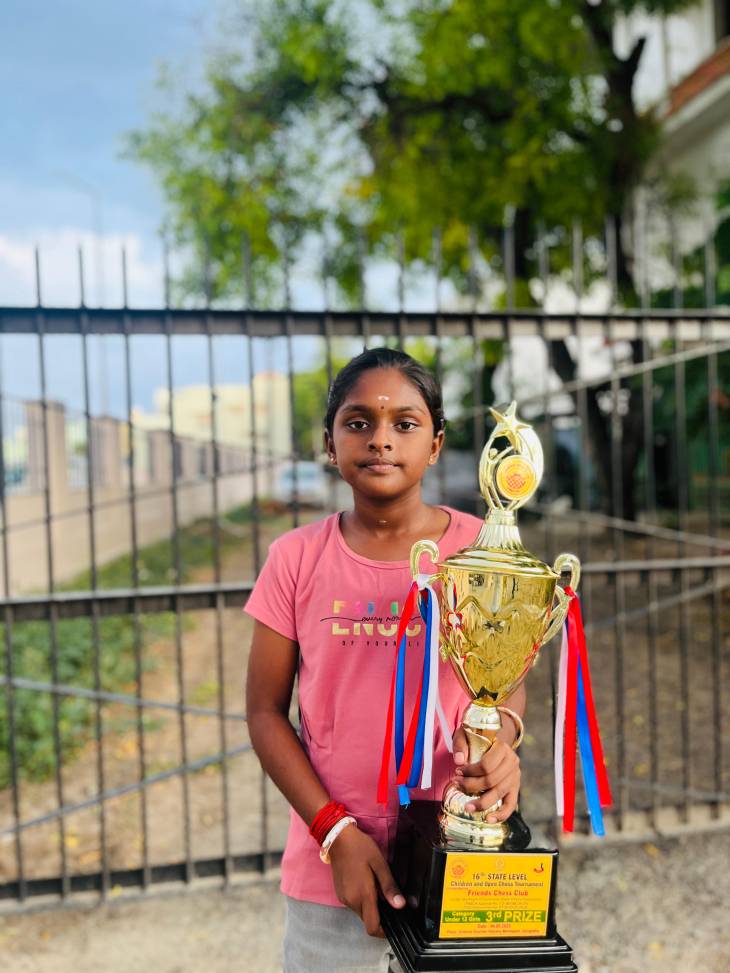 செஸ் போட்டிகளில் அசத்தும் சுட்டிப்பொண்ணு சுதர்ஷனா!