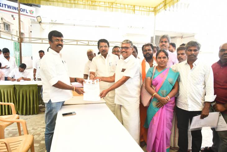 ஒரேநாளில் ஐவர் விருப்பமனு - சட்டமன்றத்திற்குள் நுழையும் முனைப்பில் கம்பளத்தார்!