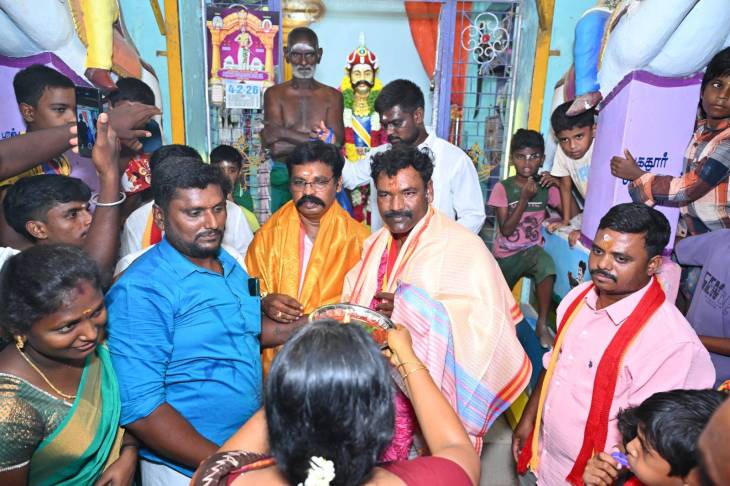 விளாத்திக்குளத்தில் விசில் சத்தம் - மக்கள் மனங்களில் பொன்.காசிராம்!